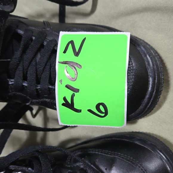 NIKE LITTLE KIDS AIR FORCE MID BLACK CASUAL SHOE SIZE 13C